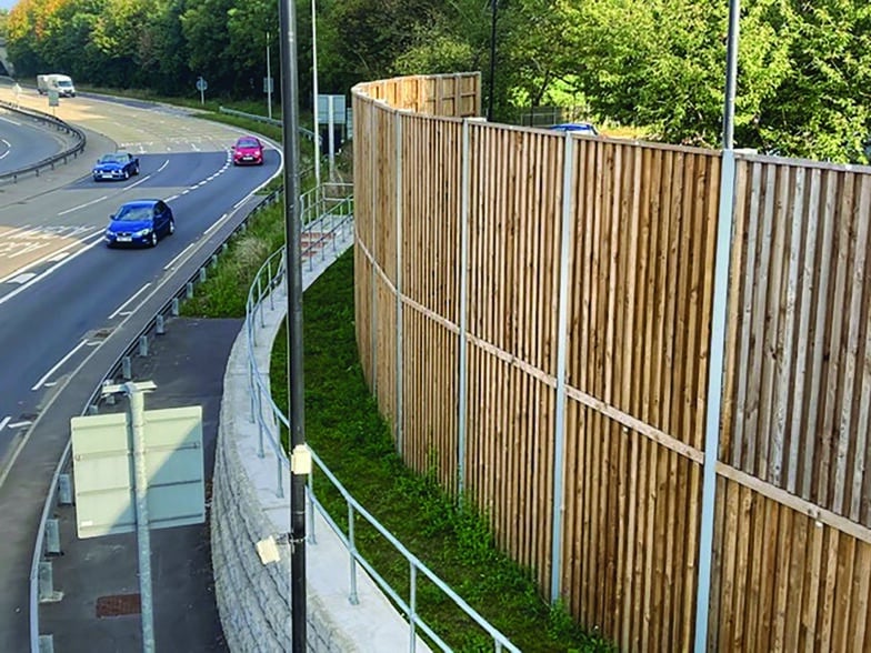 Wooden Noise Barrier - Blend Seamlessly with Surroundings