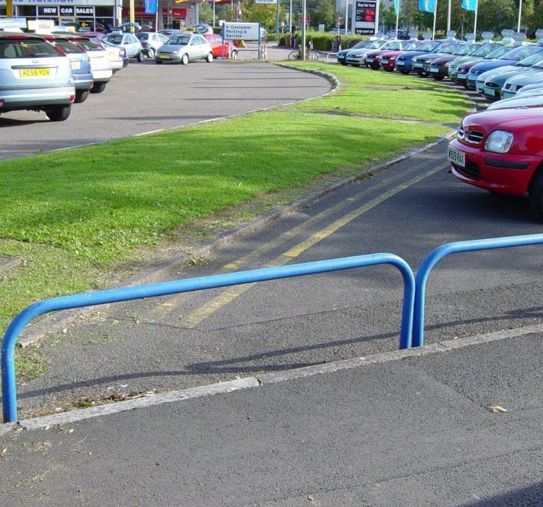 pedestrian hoop barriers