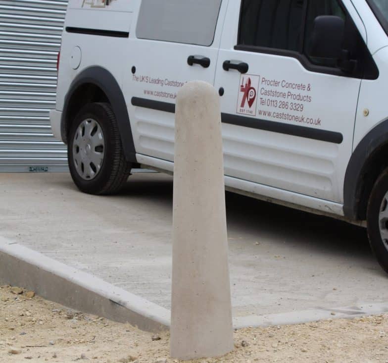 Single concrete bollards