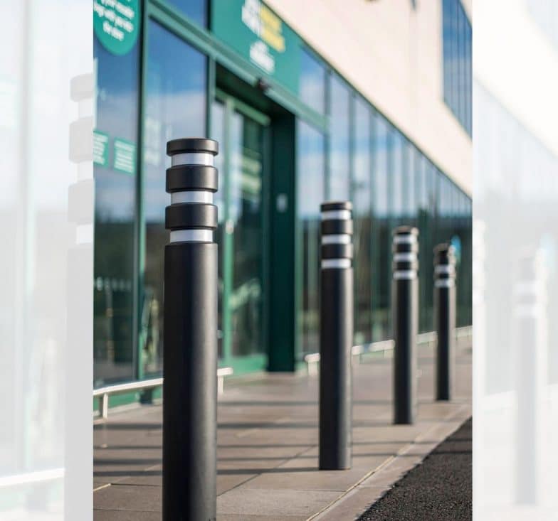 Anti ram bollards