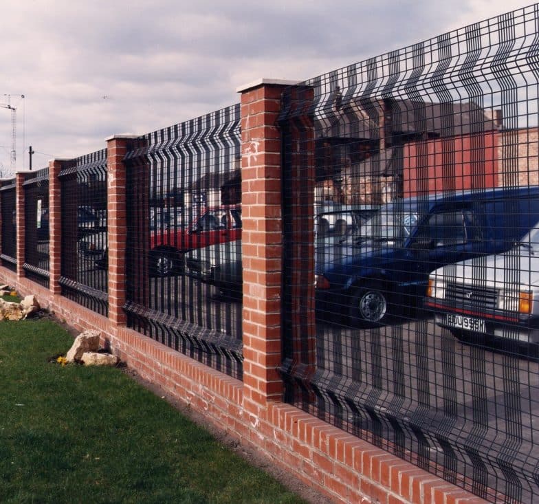 Application of Paladin Fencing in Commercial Premises