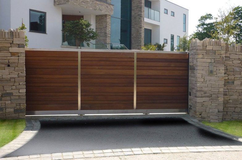 Tracked Sliding Gate in a Residential Driveway
