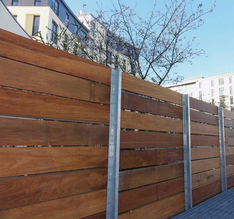 Hardwood privacy screen