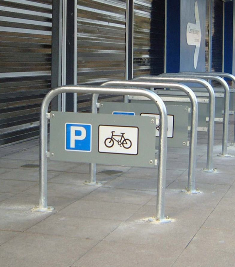 Hillmorton cycle stand with bike parking sign