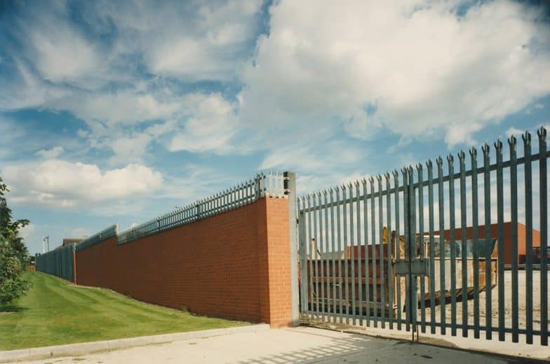 Palisade security gates