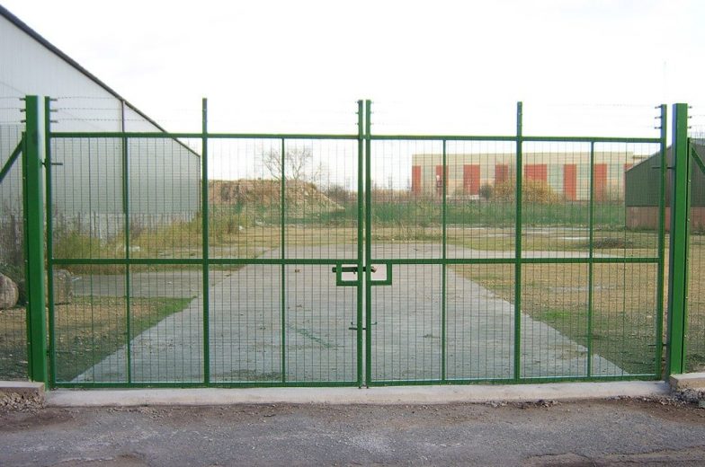 Weldmesh security gates