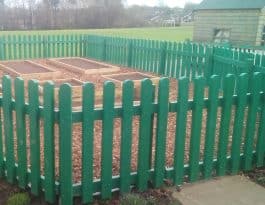 recycled plastic fencing