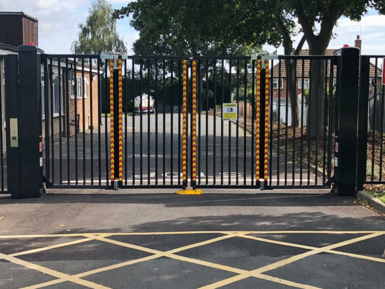 Bi-fold Speed Gate for London Fire Brigade